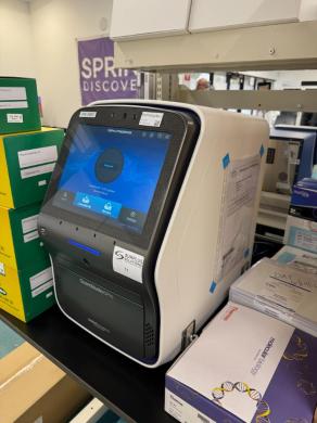 Applied Biosystems QuantStudio 6 Pro Real-Time PCR System for Molecular Diagnostics-cover