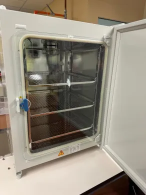 VWR Basic CO2 Incubator for Precise Cell Culture and Temperature Control