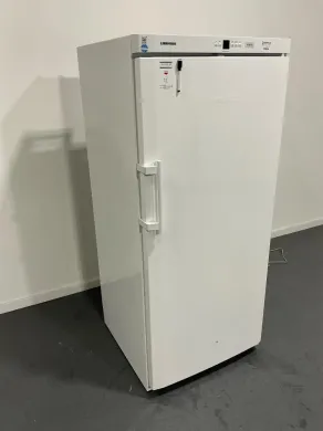 LIEBHERR G5216 Index 21B / 001 Laboratory-Grade Biomedical Freezer