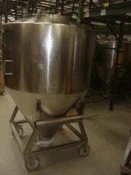 Bohle Mobile 1400 Liter Capacity Stainless Steel Tote for Bioprocessing and Storage, 2 of 4