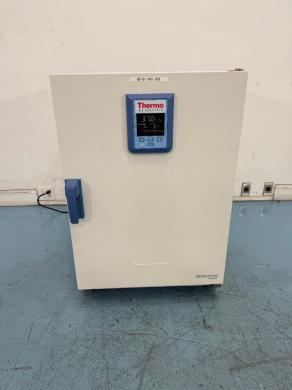 Thermo Fisher Scientific Heratherm Incubator Model 51028068 – Digital Temperature-Controlled Laboratory Incubator-cover
