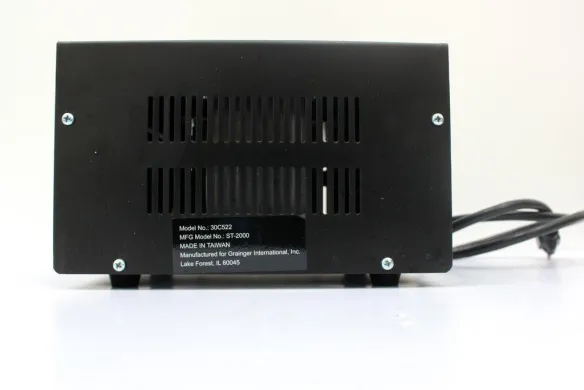 Grainger 30C522 Step Up/Down Voltage Converter ST-2000 2000W 110V-220V 50Hz/60Hz