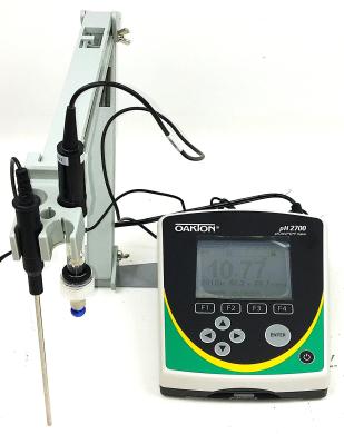 Oakton PH 2700 Benchtop pH Meter with Electrode and ATC Probe-cover