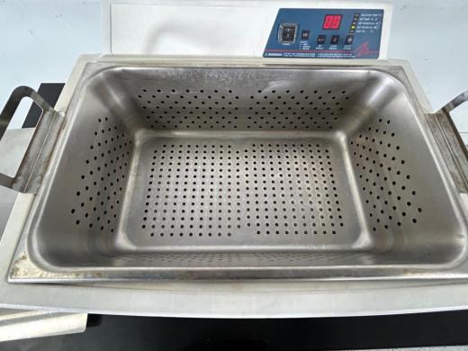 Branson 8510 Digital Ultrasonic Cleaner with Temperature Control-cover