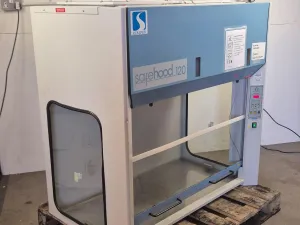 Semper Safehood 120 Laboratory Safety Cabinet for Operator Protection, 2 of 9