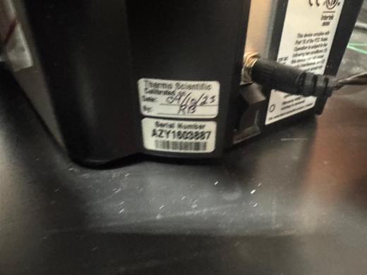 Thermo Fisher NanoDrop One Microvolume UV/Vis Spectrophotometer for Nucleic Acid and Protein Quantification-cover