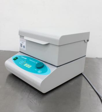 Labnet S2056-A Incubator Shaker for Microtubes and Microplates, 99°C, 1500 RPM, 120V-cover