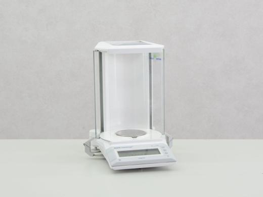 Mettler AG204 Analytical Balance for Precise Laboratory Weighing-cover
