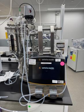 Sartorius SartoFlow Advanced Benchtop Tangential Flow Filtration System for Bioprocessing-cover