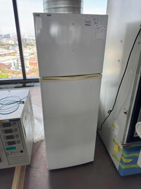 Westinghouse WTM3300WB Laboratory Refrigerator-Freezer Combo 305L Capacity-cover