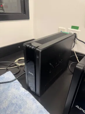 Illumina MiSeq Benchtop Gene Sequencing System with APC UPS (2015)