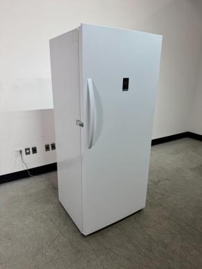 Insignia Upright Freezer-cover