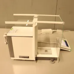 Mettler Toledo Excellence XSR304 Analytical Balance 320g Capacity with 0.1mg Readability, 5 of 12