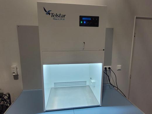 MINI V/PCR TELSTAR Vertical Laminar Flow Cabinet-cover