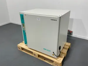 Kendro Heraeus BBD 6220 Digital Laboratory Drying Oven with Stainless Steel Interior, 2 of 4
