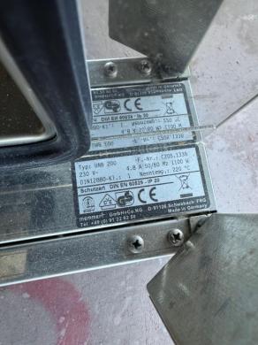 Memmert UNB 200 Precision Laboratory Drying and Heating Oven-cover