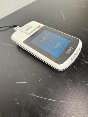 Invitrogen Qubit 4 Fluorometer-cover