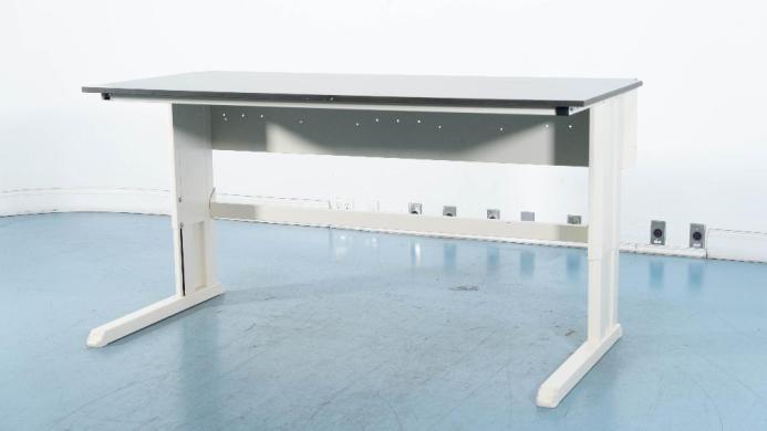 6-Foot Stationary Laboratory Workbench Table for Laboratory Use-cover