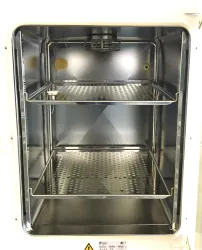 Heraeus HERAcell 150 CO2 Incubator (5.3 Cu-Ft), 2 of 9