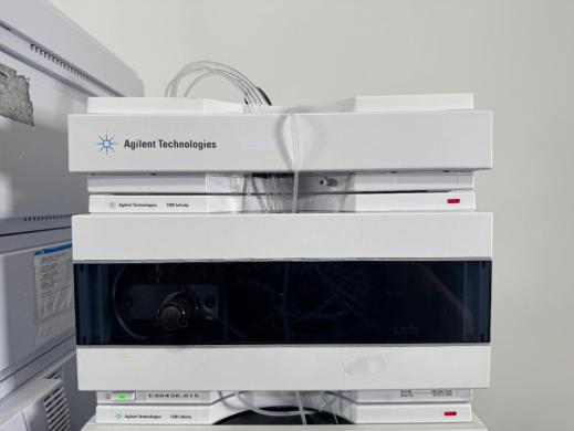 Agilent 1260 Infinity Modular High-Performance Liquid Chromatography System-cover