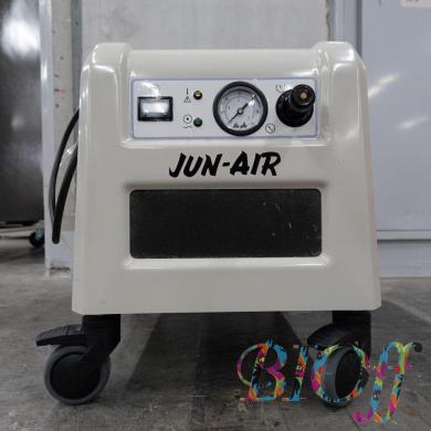 BD 660361 Compressor for BD FACSMelody™ Cell Sorter-cover