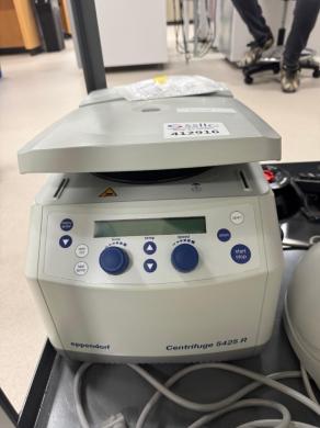 Eppendorf 5425 R Refrigerated Benchtop Centrifuge with FA-45-24 Rotor-cover