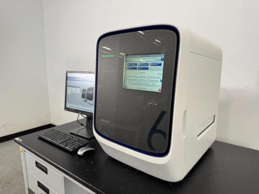 Applied Biosystems QuantStudio 6 Flex Real-Time PCR System with OptiFlex Optics and 384-Well Block-cover