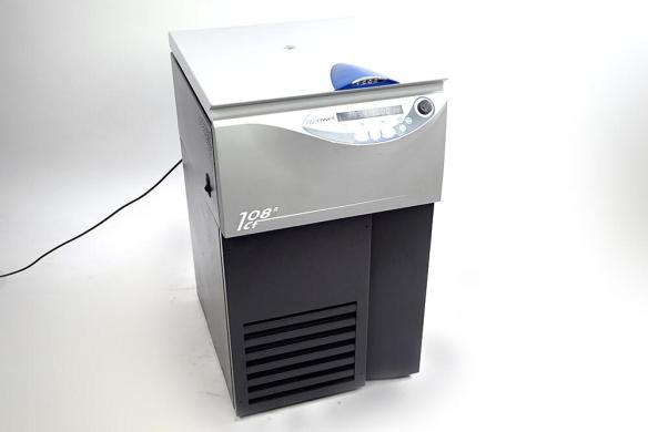 Awel CF 108 Refrigerated Centrifuge, 4 × 750 mL, 15/50 mL-cover
