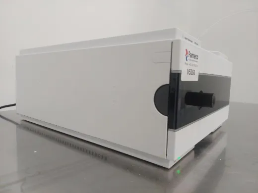Agilent Technologies 1260 Infinity Isocratic HPLC Pump Model G1310B