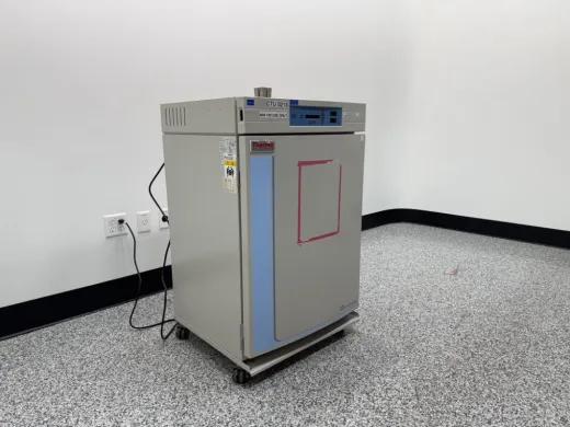 Thermo Fisher Scientific Forma Series II Model 3110 Water Jacketed CO2 Incubator for Cell Culture