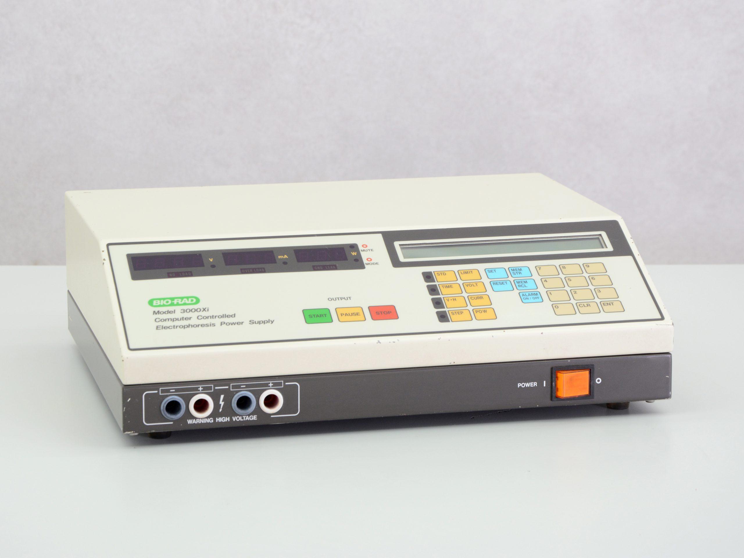 Bio-Rad 3000XI Electrophoresis Power Supply for Molecular Biology Applications