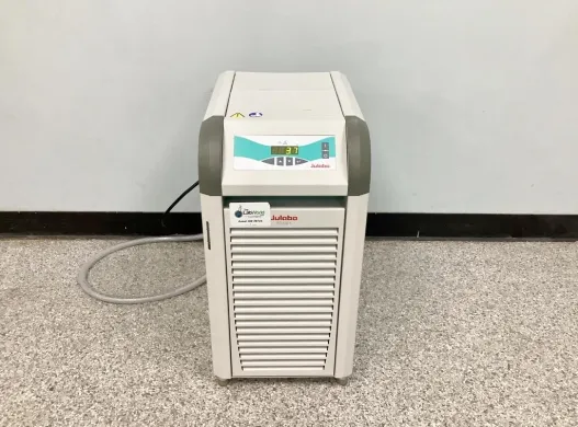 Julabo FL601 Recirculating Chiller with PID Temperature Control and Centrifugal Pump