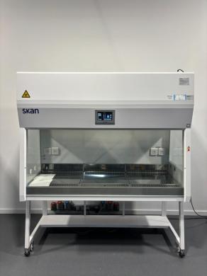 Lamsystem Skan Model 2E-B-008-18 Class II Biological Safety Cabinet with Touchscreen Control-cover