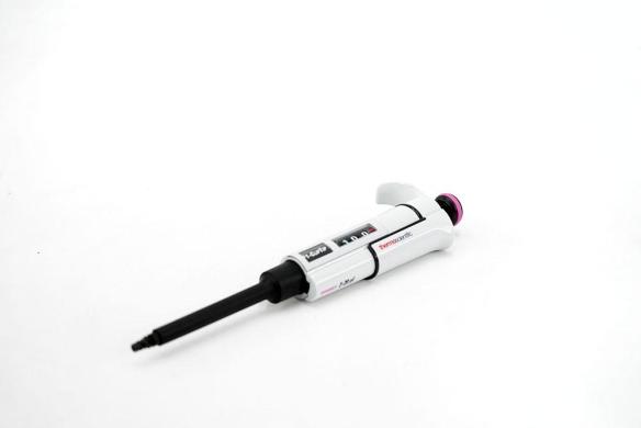 Thermo Scientific Finnpipette 2-20 µL Single-Channel Pipette-cover