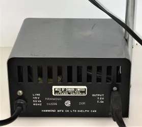 Hammond 94694 Microscope Transformer with Wild Lamp Housing, 2 of 2