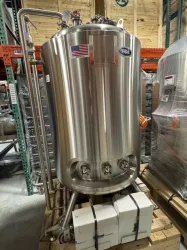 T&C Stainless, Inc 500L Stainless Steel Industrial Storage and Process Tank, 2 of 3