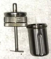 Lourdes MM-1B Model 600 Homogenizer with Sorvall OM-2000 Microblade Attachment, 3 of 12