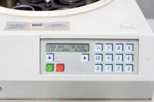 Mistral 2000 Benchtop Centrifuge with Microprocessor Control, 5 of 8