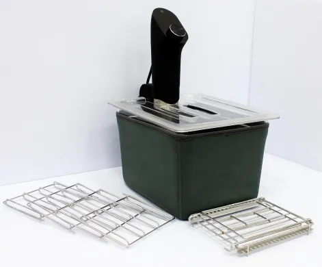 VESKE 0535 Sous Vide Container 12 Qt with Lid, Stainless Steel Rack & Neoprene Sleeve