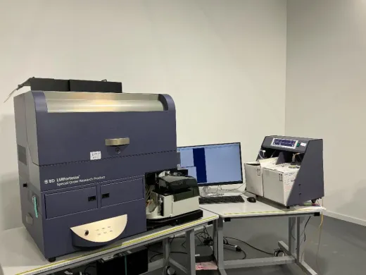 BD LSRFortessa Special Order Research Product Multicolor Flow Cytometer