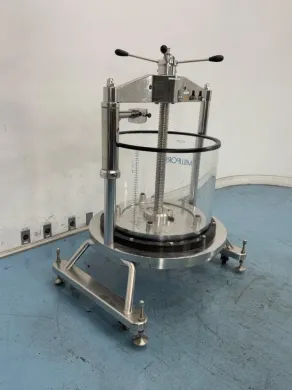 Millipore QuikScale 630 Stainless Steel Chromatography Column for Scalable Purification