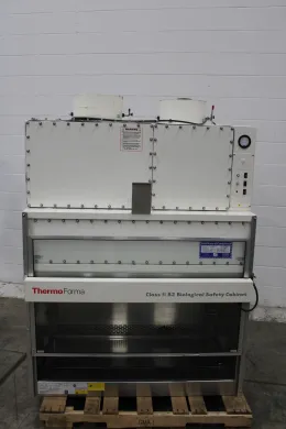 Thermo 1148 Class II B2 Biological Safety Cabinet with Confirmed Power-On Functionality