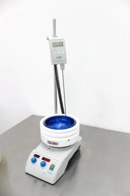 Chemglass Life Sciences AREX 3 Digital Pro Heating Magnetic Stirrer F20510412CG