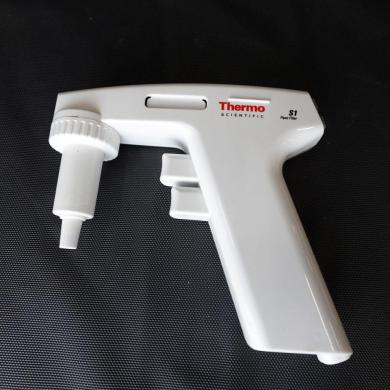 Thermo S1 Electronic Pipet Filler for 1–100 mL Volume Pipettes-cover