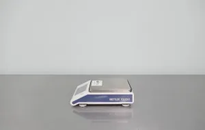 Mettler Toledo ML1602T Precision Toploading Balance with 1620g Capacity and 0.01g Readability, 3 of 11