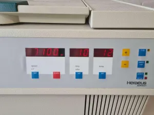 Heraeus Sepatech Biofuge 15R Refrigerated Centrifuge for Molecular Biology and Biotechnology, 6 of 12