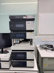 Dionex UltiMate 3000 Modular HPLC System with UV-Vis and Fluorescence Detection, 3 of 4