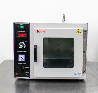 Thermo Scientific 6263 Vacuum Oven, 19.8L, up to 220°C, radiant warm-wall heating-cover