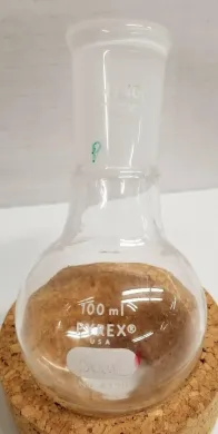 Corning PYREX 4320-100 100mL Round Bottom Boiling Flask with Short Neck and 24/40 Joint