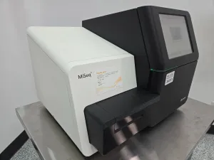Illumina MiSeq Benchtop Next-Generation Gene Sequencer, 3 of 4